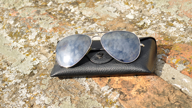 Illustration for article titled 6 Pairs Of Aviator Sunglasses You Can Wordlessly Hand Mom For Mother’s Day If Things Are Like That Right Now